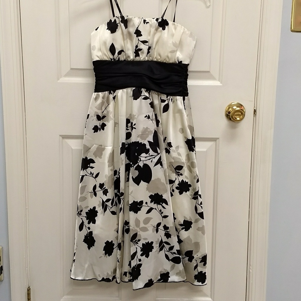 Women's Floral Strapless Tea-Length Dress | Size 4